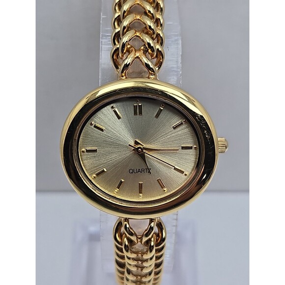 Metropolitan Museum Of Art MMA Women Gold Tone Bracelet Watch Quartz New Battery main image 9